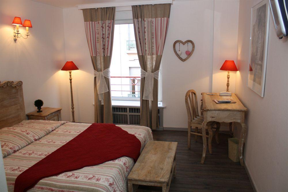 Brit Hotel Bristol Montbeliard Centre Zewnętrze zdjęcie