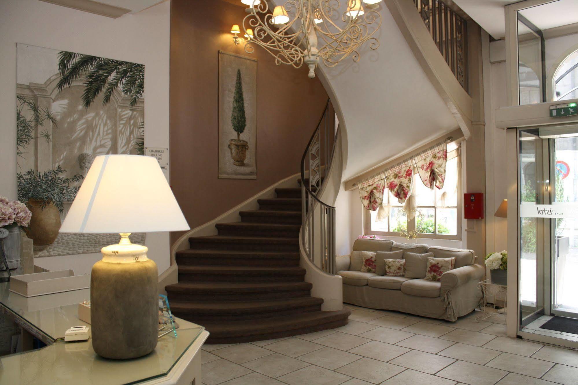 Brit Hotel Bristol Montbeliard Centre Zewnętrze zdjęcie
